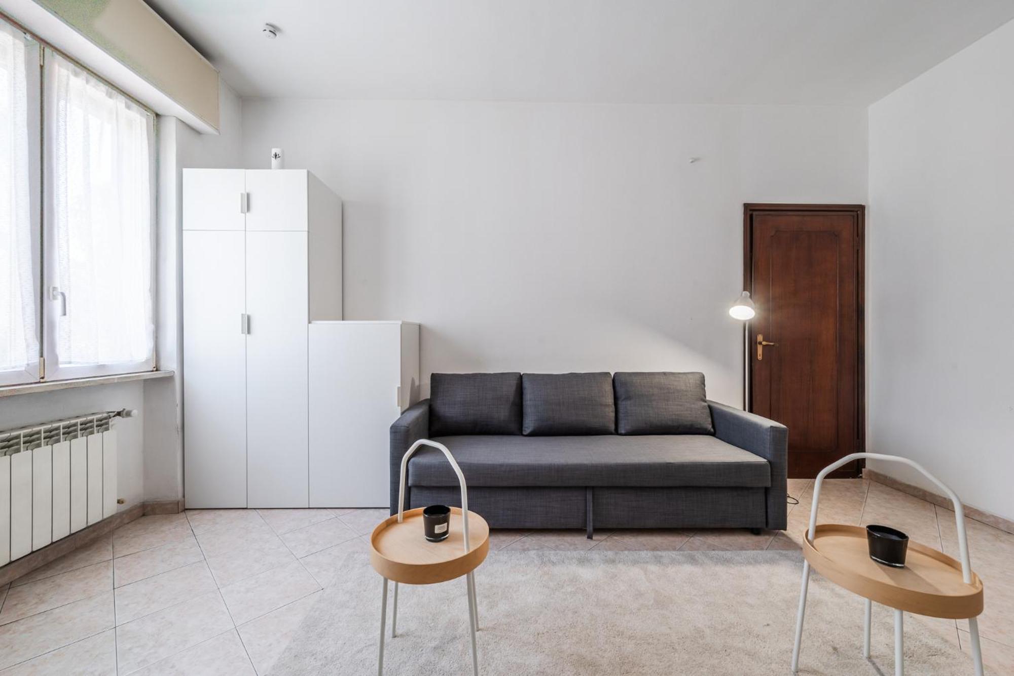 Roma 23, Smartstay Роццано Экстерьер фото