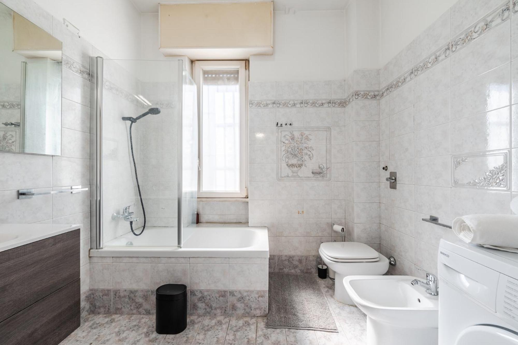 Roma 23, Smartstay Роццано Экстерьер фото