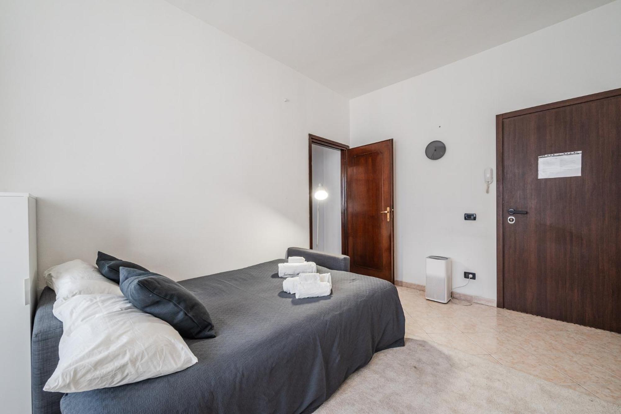 Roma 23, Smartstay Роццано Экстерьер фото