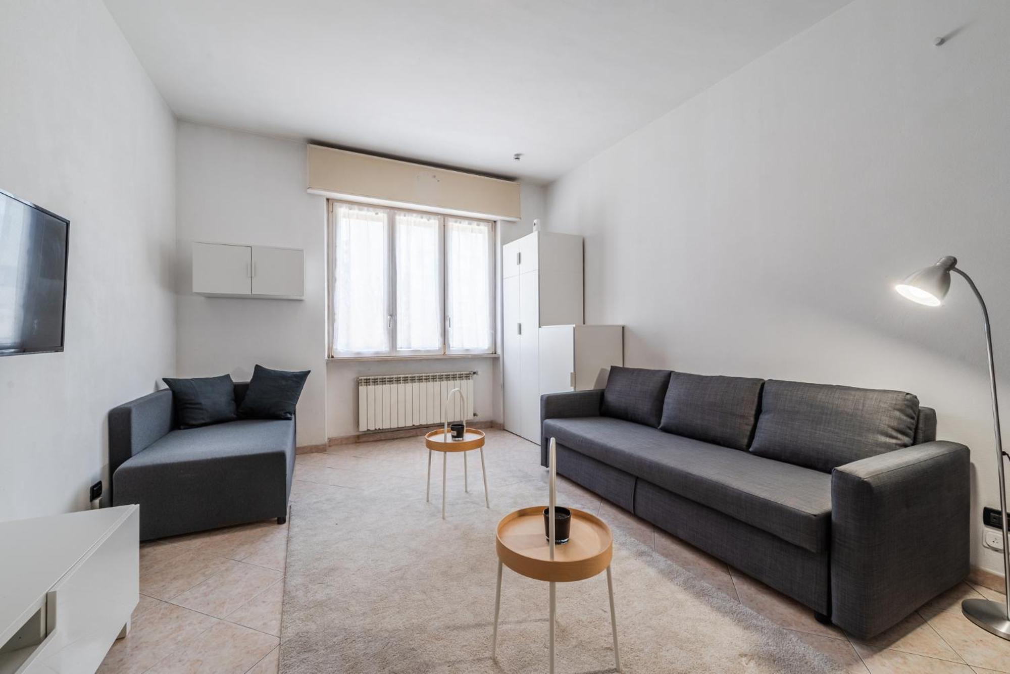 Roma 23, Smartstay Роццано Экстерьер фото
