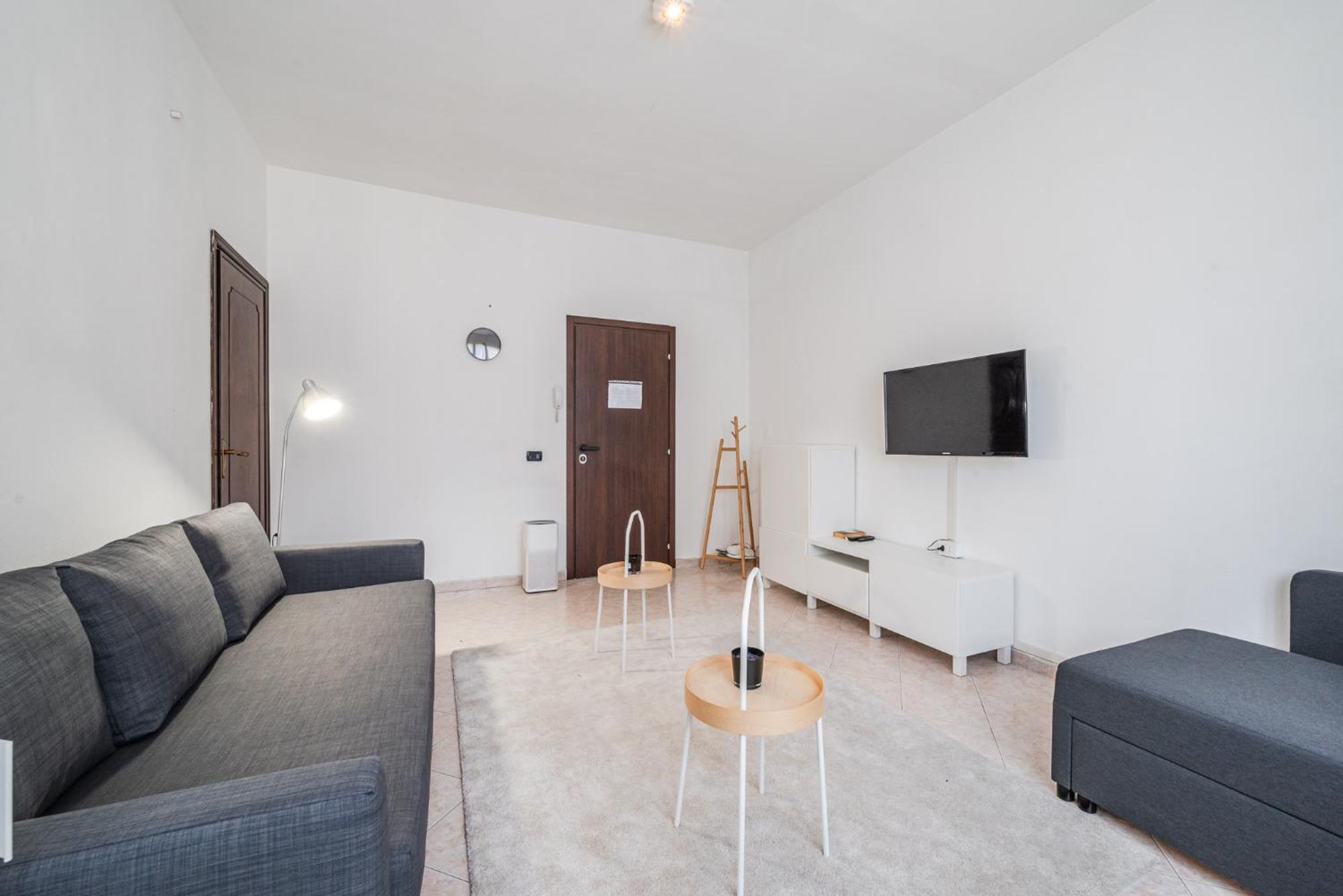 Roma 23, Smartstay Роццано Экстерьер фото