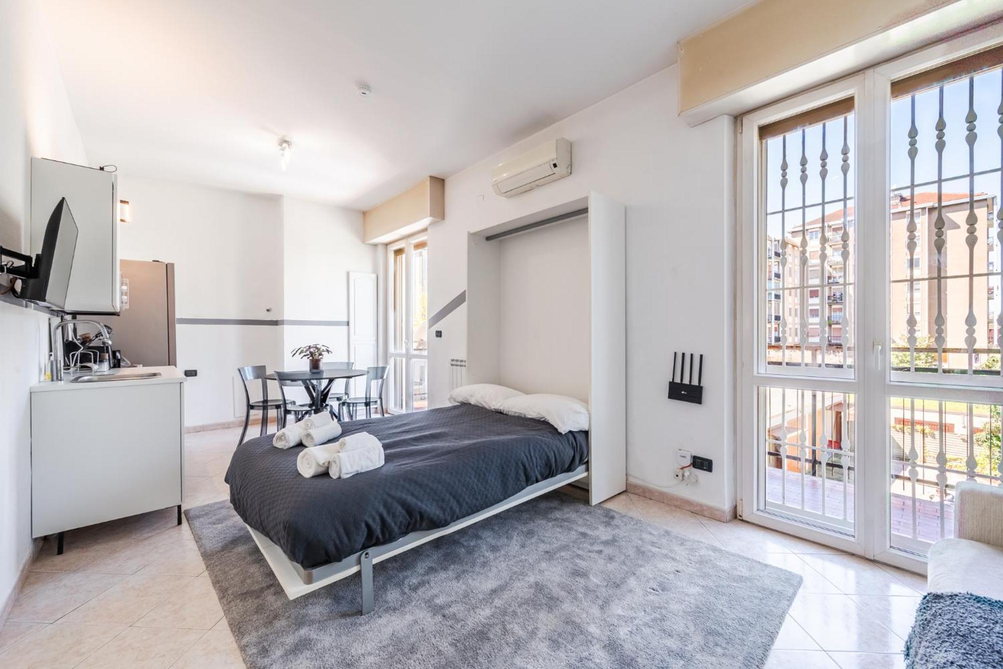 Roma 23, Smartstay Роццано Экстерьер фото